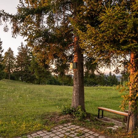 Holiday Home Razglednik Logatec Kültér fotó