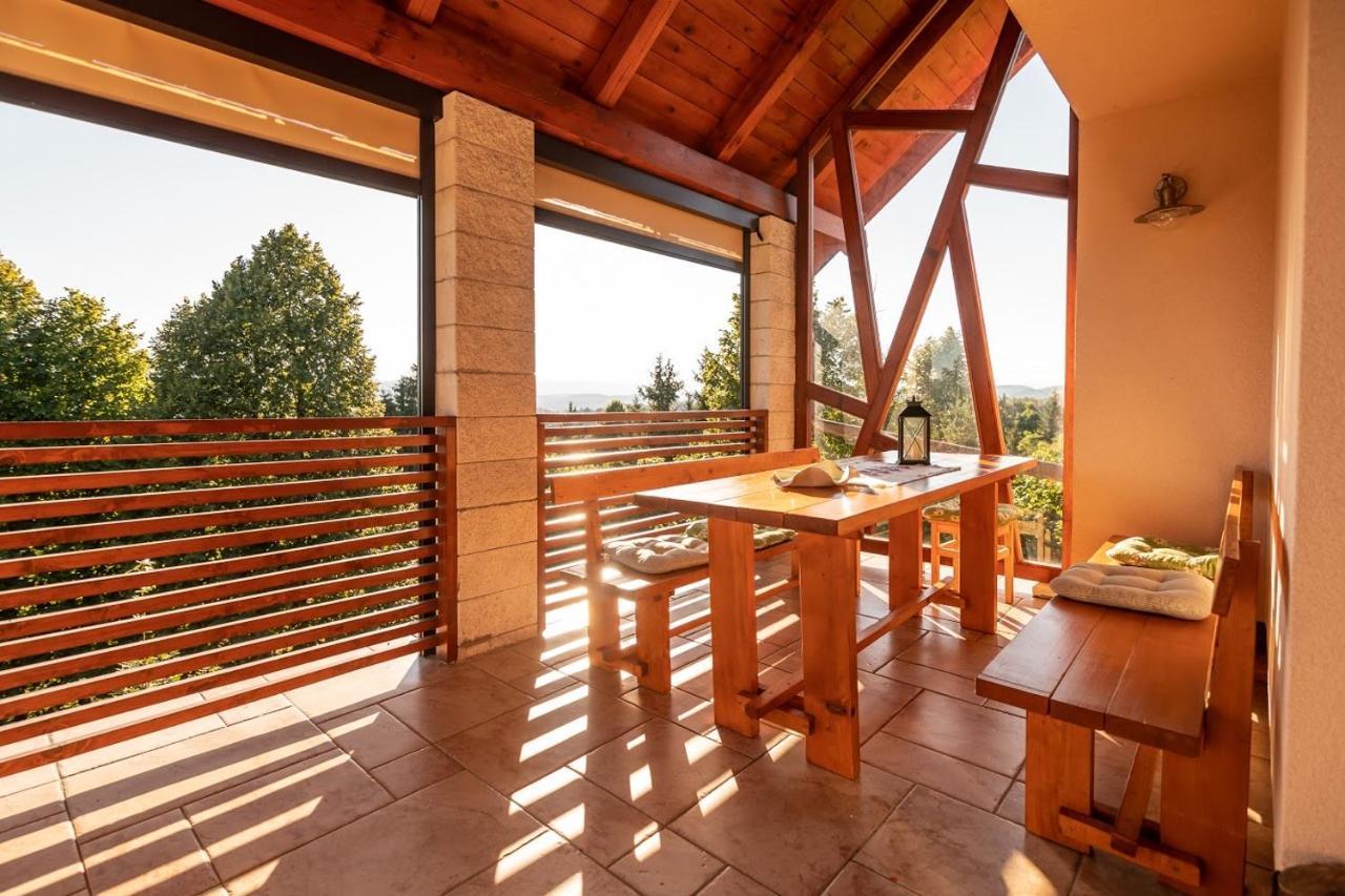 Holiday Home Razglednik Logatec Kültér fotó
