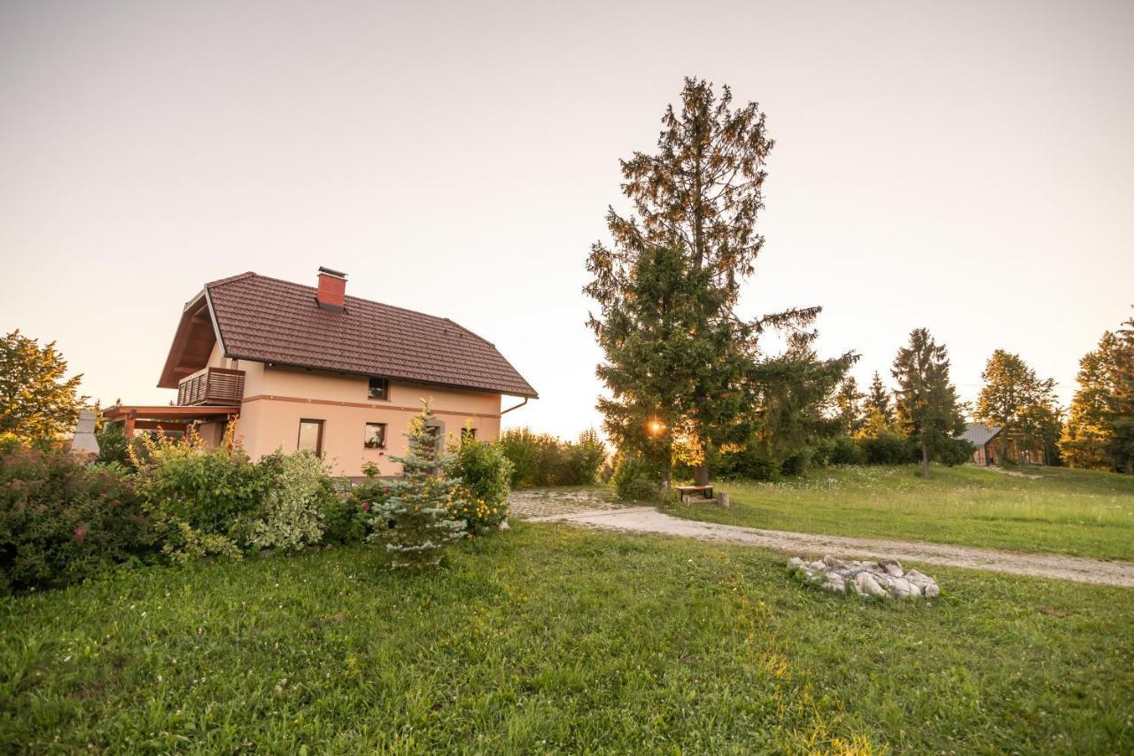 Holiday Home Razglednik Logatec Kültér fotó