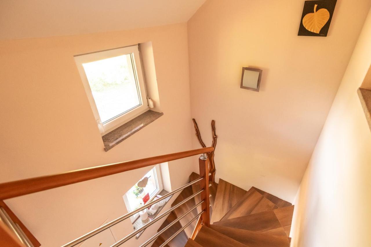 Holiday Home Razglednik Logatec Kültér fotó